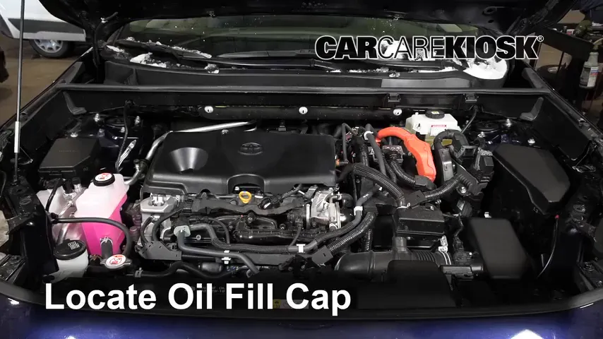 2021 Toyota RAV4 Hybrid XLE 2.5L 4 Cyl. Aceite Agregar aceite